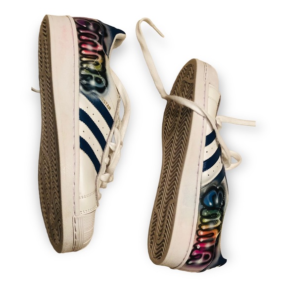 Adidas Girls Hand Graffetti Artist Painted “Emma” Sneakers - Picture 3 of 12